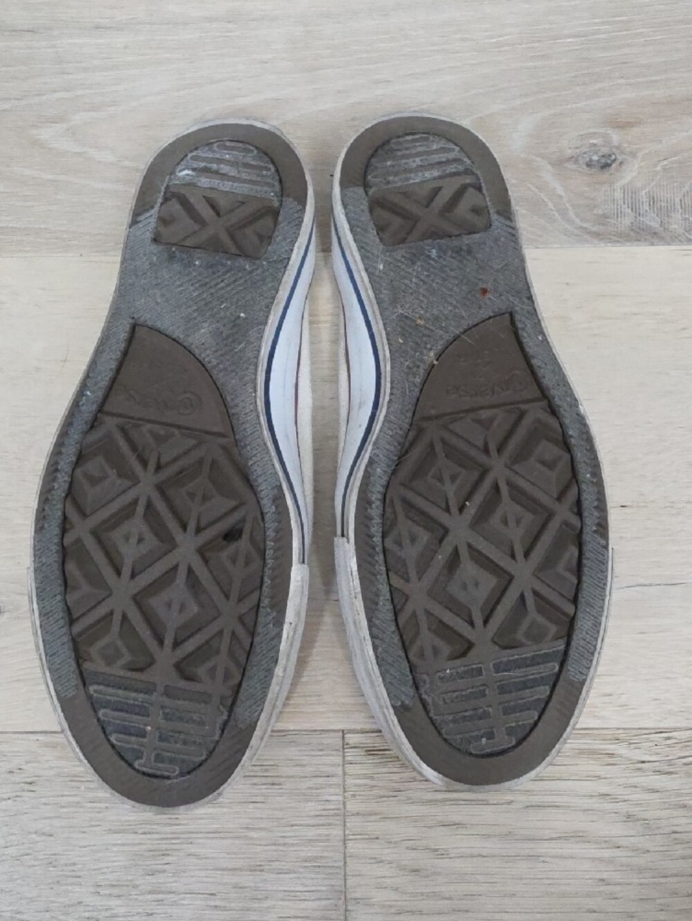 Converse Shoreline Sneaker - Picture 8 of 9